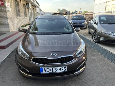 KIA CEE'D SW 1.6 GDI EX Prémium Navi!!T.Kamera!!Ülésfűtés!!Kitűnő állapotban!!