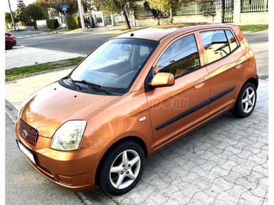 KIA PICANTO 1.0 LX Young Klíma.alufelni.szervizelt előélet