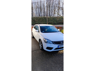 KIA PRO CEE'D 1.4 EX