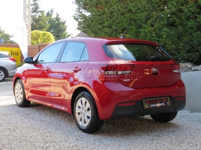 KIA RIO 1.25 MPI EX Limited 39.090 KM-GARANCIÁLIS-MO.I-BALESETMENTES-1.TULAJ-FRISS SZERVIZ-FRISS MŰSZAKI