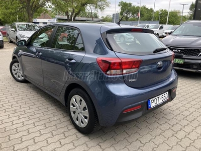 KIA RIO 1.4 MPI EX Limited Magyar. Szervizkönyv. Ülés és kormány fűtés