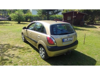 KIA RIO 1.5 CRDi EX Safety