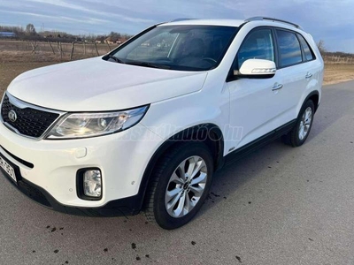 KIA SORENTO 2.2 CRDi EX Base 4WD (Automata)