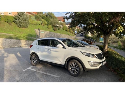 KIA SPORTAGE 1.6 GDI EX Prémium napfénytető. tolató kamera.kitünő állapotban. tulajdonostól eladó