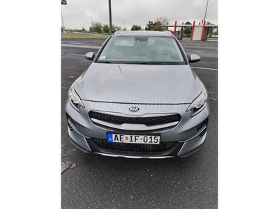 KIA XCEED 1.5 T-GDI X-Silver