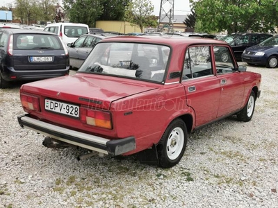 LADA 2105-3 1500