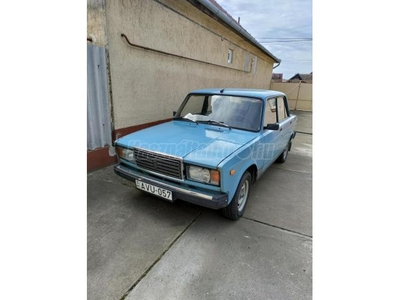 LADA 2107 1500