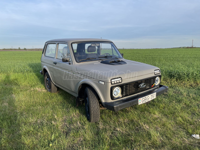 LADA NIVA 21213