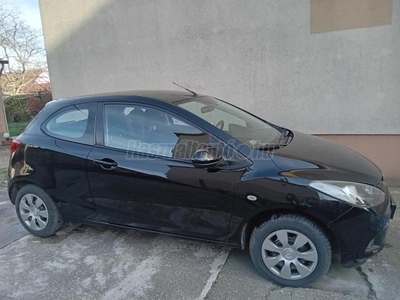 MAZDA 2 De