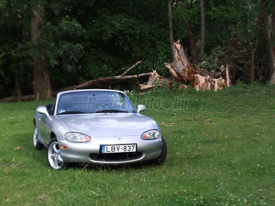 MAZDA MX-5 1.6i 16V Soft Top