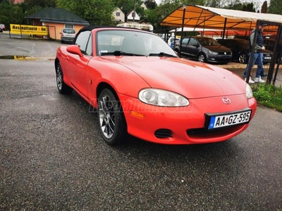 MAZDA MX-5 1.6i 16V Twin