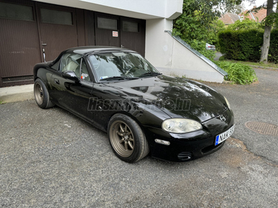 MAZDA MX-5 1.8i 16V [Sport]