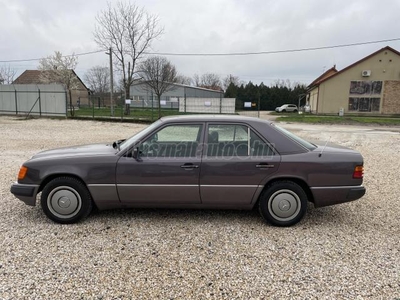 MERCEDES-BENZ 230 E 191 e km. gyönyörű