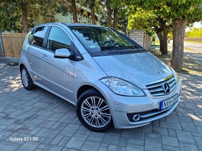 MERCEDES-BENZ A 150 Elegance