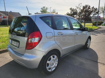 MERCEDES-BENZ A 160 BlueEFFICIENCY Elegance 118000km! Eco! Visszagurulás gátlós.fokozatkijelzős váltó!Téli-Nyári szett!