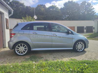 MERCEDES-BENZ B 180 CDI