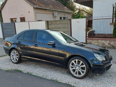 MERCEDES-BENZ C 220 CDI Elegance (Automata)