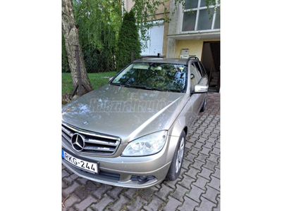 MERCEDES-BENZ C 240