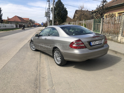 MERCEDES-BENZ CLK 270 CDI Elegance