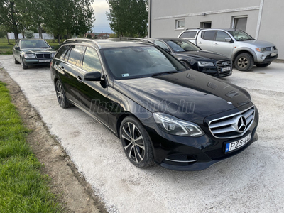 MERCEDES-BENZ E 220 CDI T Elegance (Automata)