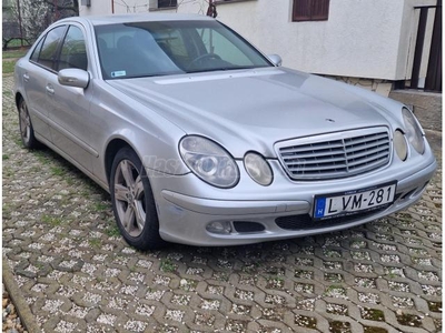 MERCEDES-BENZ E 270 T CDI Classic