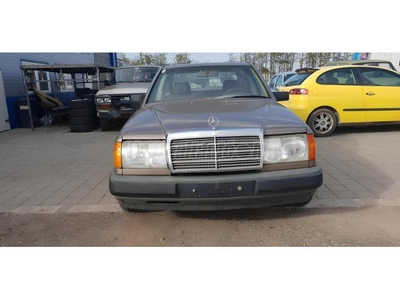 MERCEDES-BENZ W 124 300D