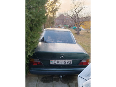 MERCEDES-BENZ W 124