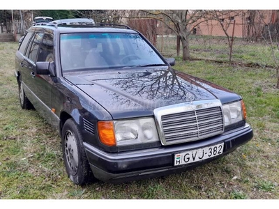 MERCEDES-BENZ W 124