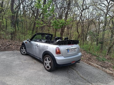 MINI COOPER 1.6 R57