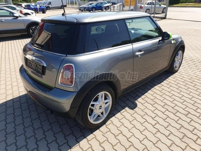 MINI MINI COOPER 1.6 D