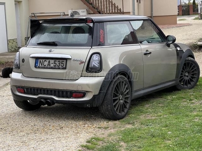 MINI MINI COOPER 1.6 D (Automata) Leárazva amig a kiszemelt megvan!