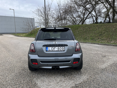 MINI MINI John Cooper Works 1.6