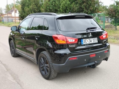 MITSUBISHI ASX 1.8 DI-D Intense KLÍMA.VONÓHOROG.ÜVEGTETŐ!