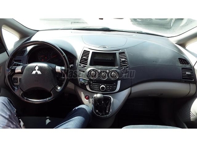 MITSUBISHI GRANDIS 2.0 Di-D NEM ÁFÁS! SzkönyvKlímaEspAluTolradPlüssTempoBluetooth1tul