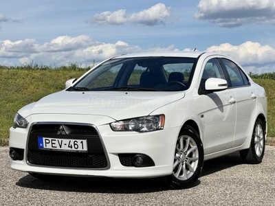 MITSUBISHI LANCER 1.6 Invite Magyarországi..1.Tulaj..Vezetett szervizkönyv