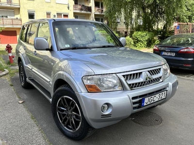 MITSUBISHI PAJERO Wagon 3.2 DI GLS Leather (Automata) IGÉNYES EGYEDI BELSŐ // SZÉP ÁLLAPOTÚ // MO.I