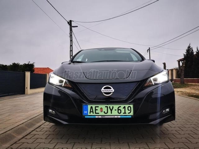 NISSAN LEAF Tekna 40kWh (Automata) TÁV.TARTÓ TEMPOMAT. KORMÁNYFŰTÉS. 4xÜLÉSFŰTÉS. NAVI. FULL LED. KAMERA.BOSE HIFI