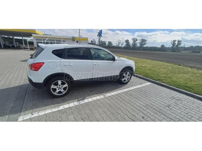 NISSAN QASHQAI 1.6 Tekna Premium 2WD