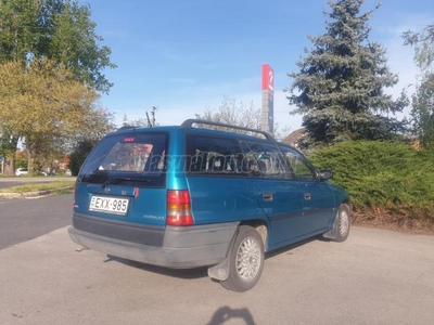 OPEL ASTRA F Caravan 1.4i GL SE