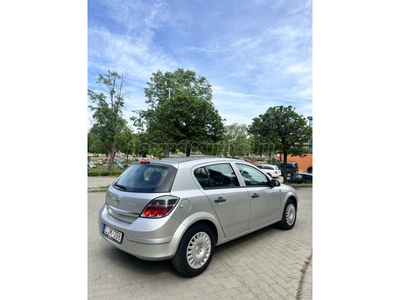 OPEL ASTRA H 1.4 Essentia Easytronic