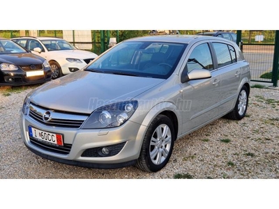 OPEL ASTRA H 1.6 Cosmo Gyári fényezés. vezetett szervízkönyv