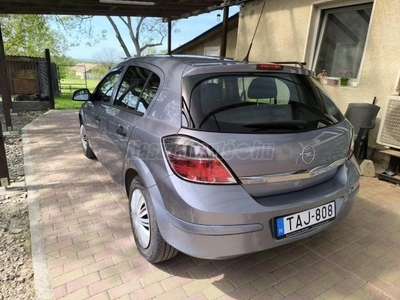 OPEL ASTRA H 1.6 Enjoy