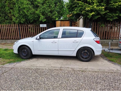 OPEL ASTRA H 1.6 Enjoy