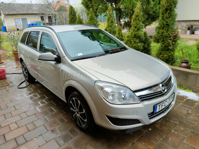 OPEL ASTRA H 1.6 Essentia