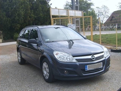 OPEL ASTRA H Caravan 1.4 Enjoy