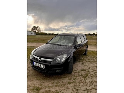 OPEL ASTRA H Caravan 1.6 Cosmo Easytronic