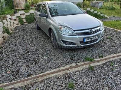 OPEL ASTRA H Caravan 1.6 Enjoy