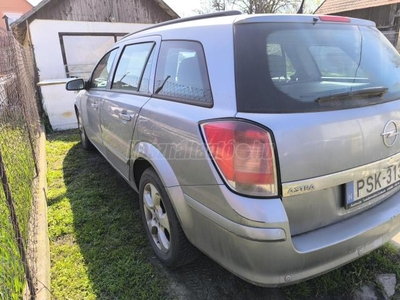 OPEL ASTRA H Caravan 1.9 CDTI Essentia