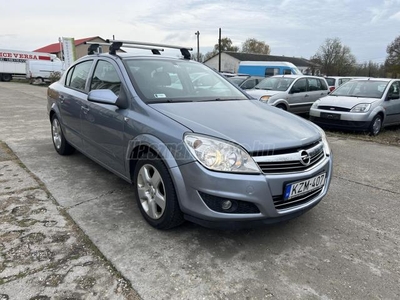 OPEL ASTRA H Sedan 1.6 Enjoy