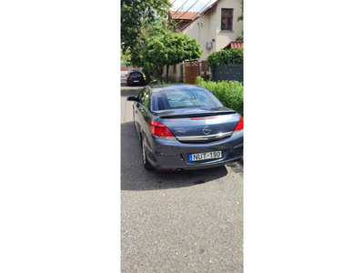 OPEL ASTRA H TT 1.9 CDTI Enjoy